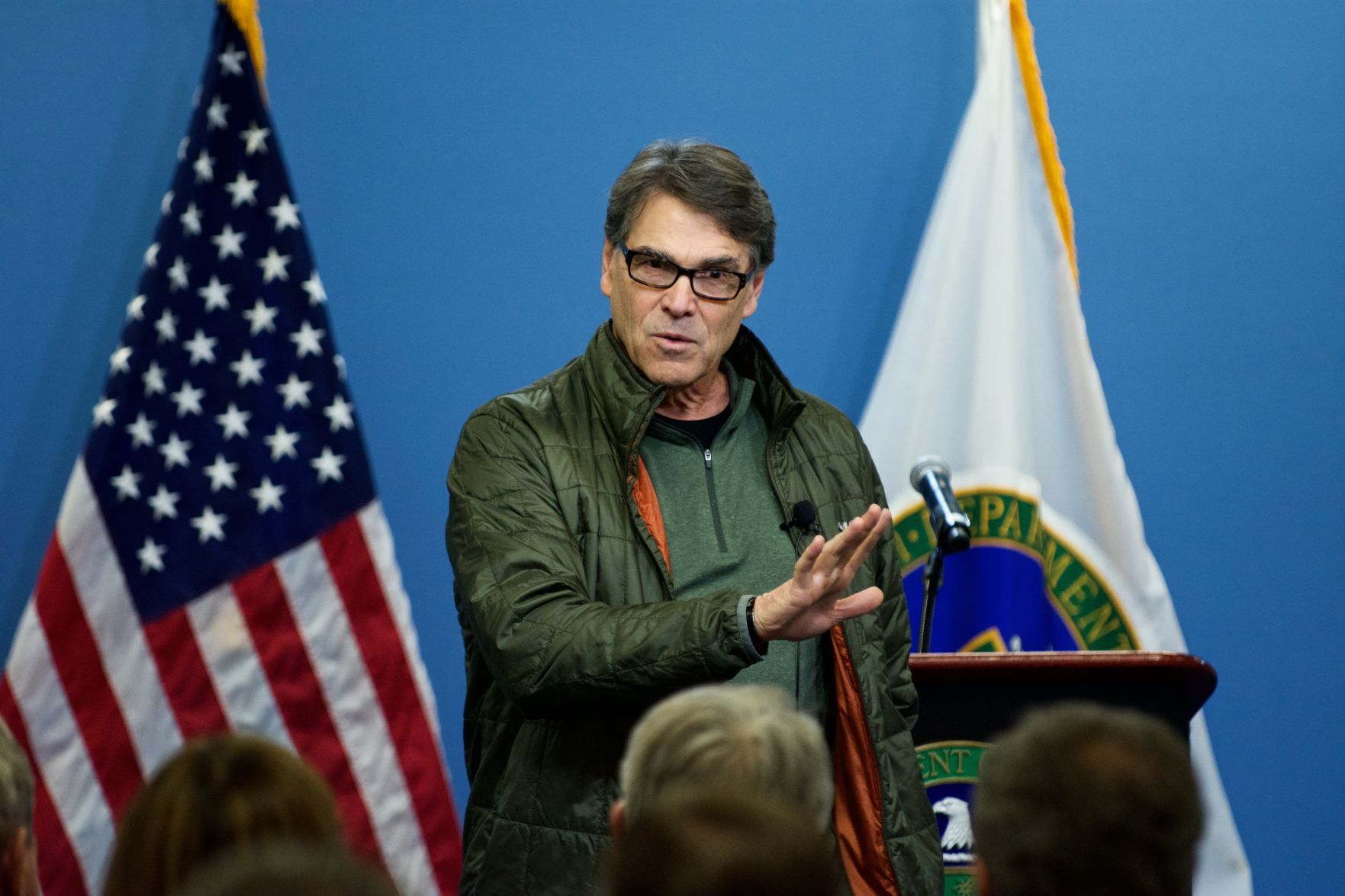 Rick Perry, SRS 2018, Podium and Flags